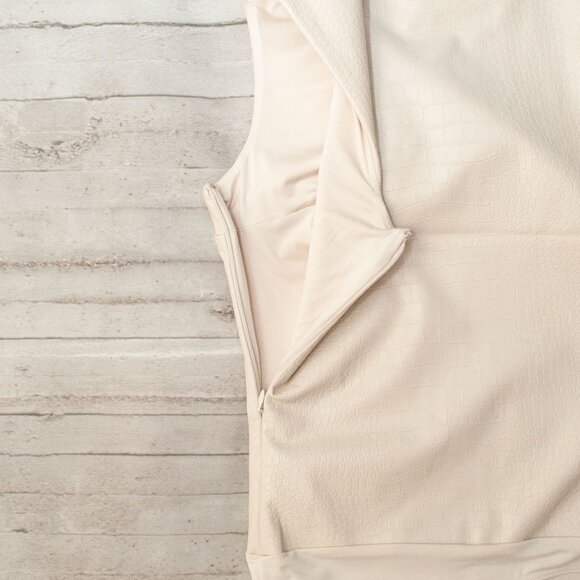 NWT Express Crocodile Embossed Body ContourBodysuit in Cream size S - Picture 3 of 9